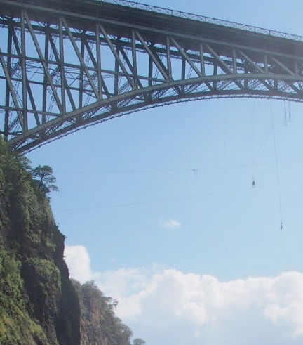 Foto - Bungee Jumping alle Victoria Falls