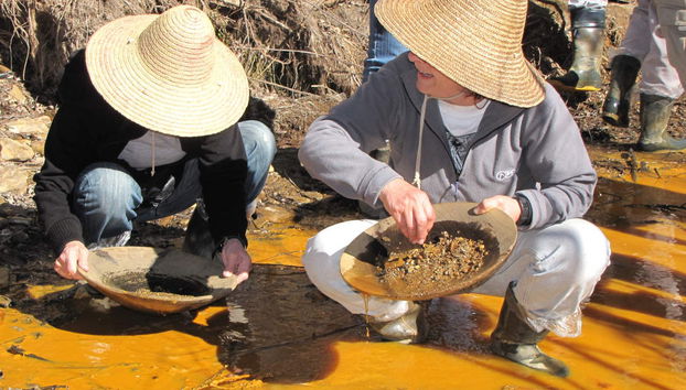 Buscando oro en La Carolina