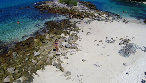 Botinas & Cataguás Island Boat Excursion - Foto 5