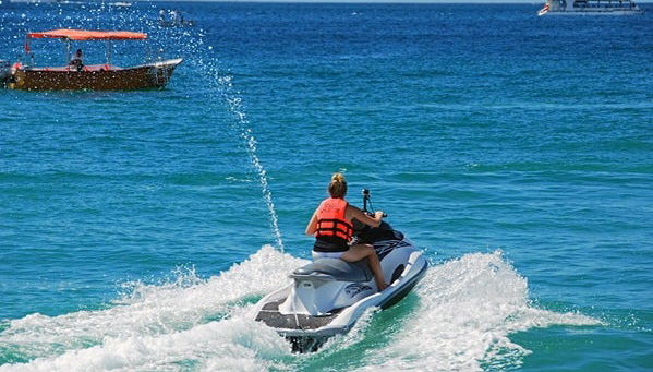 Location de jet-ski dans la Mer Rouge - Photo 2