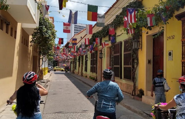 Cartagena Bike Tour - Foto 3