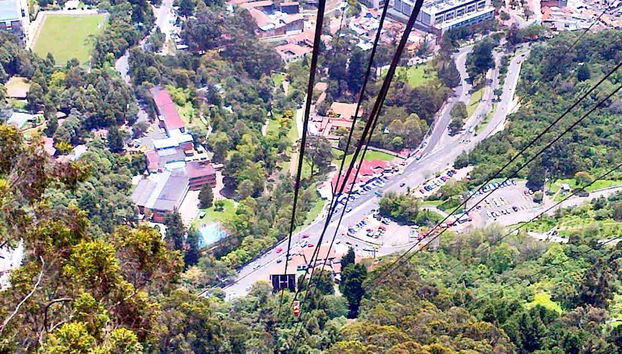 Bogotá and Montserrate Cable Car Tour - Foto 5