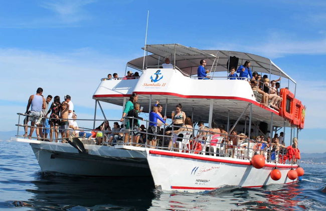 Excursión a Los Arcos en catamarán - Foto 2