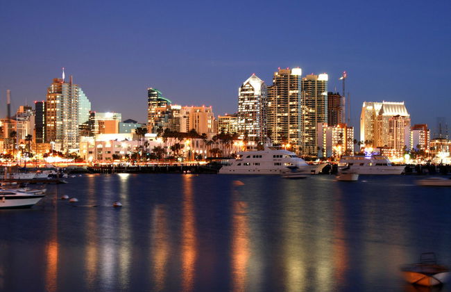 Paseo en barco al atardecer - Foto 4