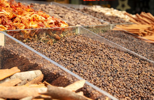 Tour por los mercados tradicionales - Foto 1