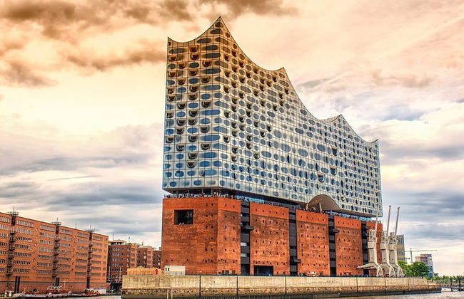 Tour della città di Amburgo con ritiro e consegna dell'hotel - Foto 1