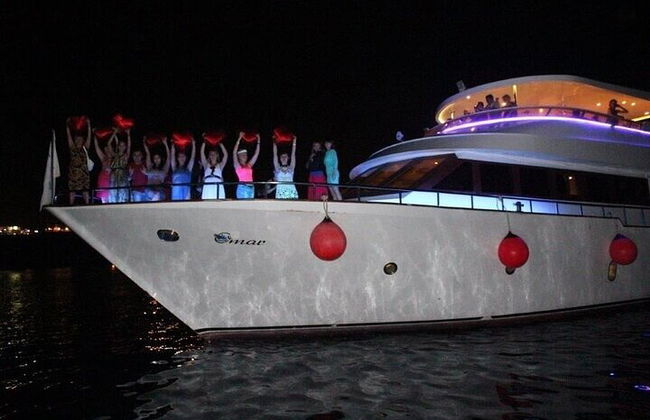 Crucero por la noche en Sharm El Sheikh y entretenimiento con danza del vientre - Foto 9