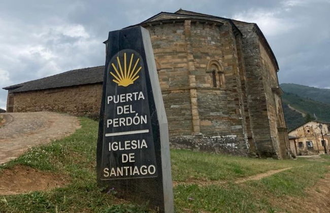 Tour of Villafranca del Bierzo - Photo 2