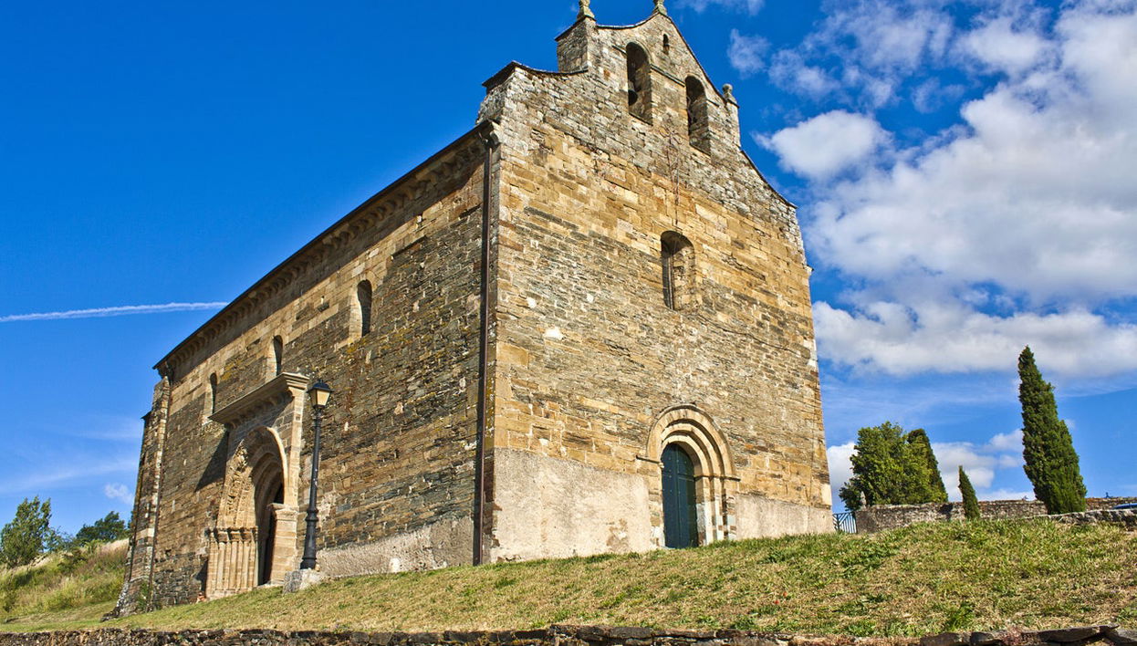 Tour of Villafranca del Bierzo - Photo 1
