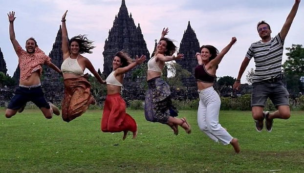 Noleggio d'auto con chauffeur a Yogyakarta - Foto 3