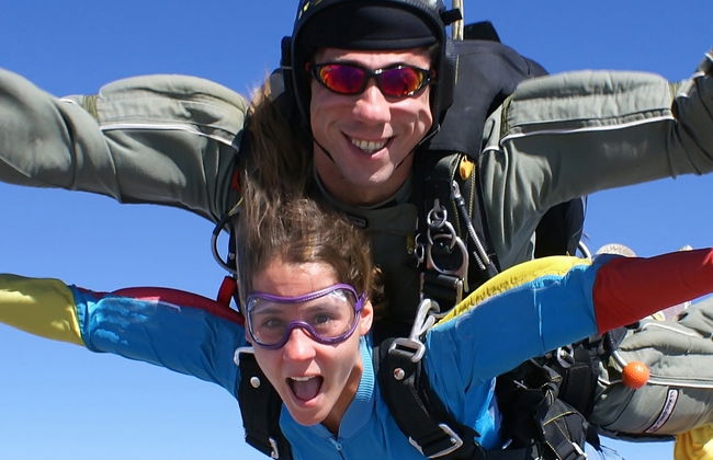 Skydiving in Manuel Antonio - Photo 5