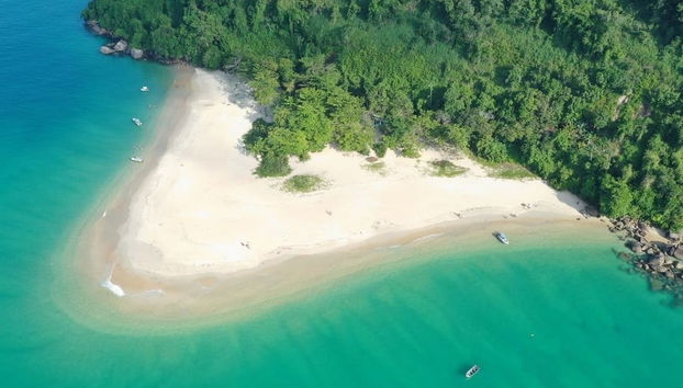 Vue aérienne du nord d'Ubatuba