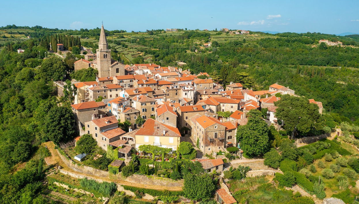 Excursão a Grožnjan e Oprtalj - Foto 1