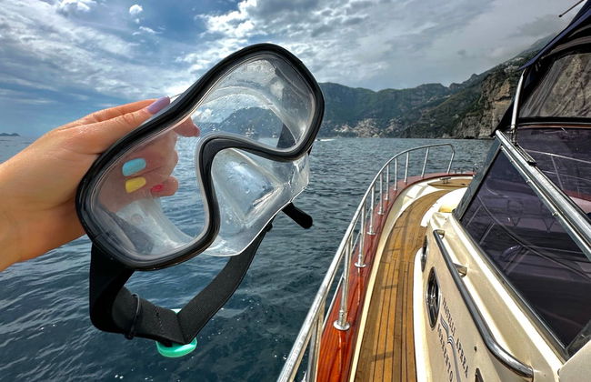 Amalfi Coast Boat Cruise + Snorkelling - Photo 3