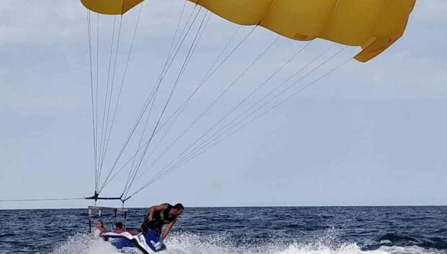 Parasailing a Cala Bona - Foto 1