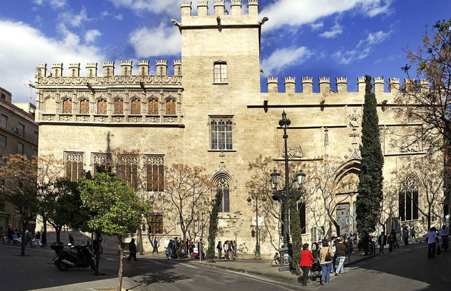 Medieval Valencia Tour - Photo 1