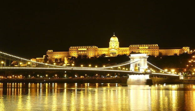 Budapest Day Trip - Photo 2
