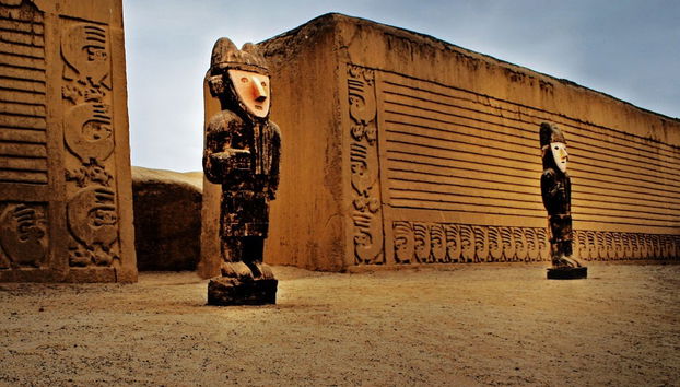 Tour por Chan Chan y el Balneario de Huanchaco - Foto 3