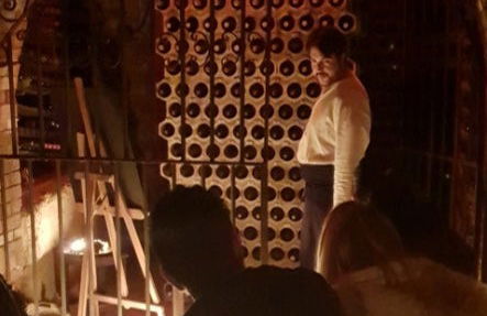 Tour teatralizado por las bodegas subterráneas - Foto 7
