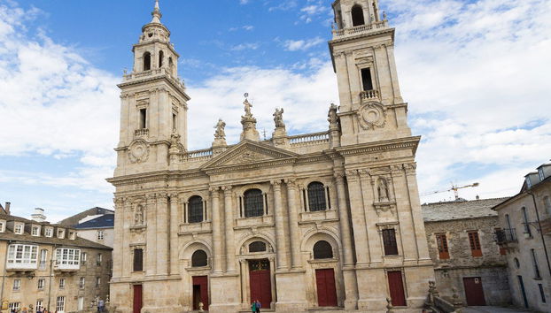 Lugo Guided City Tour - Photo 2