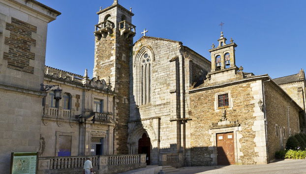 Lugo Guided City Tour - Photo 4