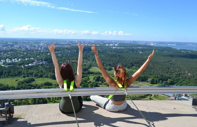 Balade sur la terrasse de la Tour de Télévision - Photo 3