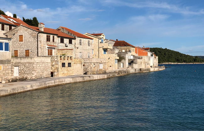 Croatian Riviera Day Trip - Photo 4