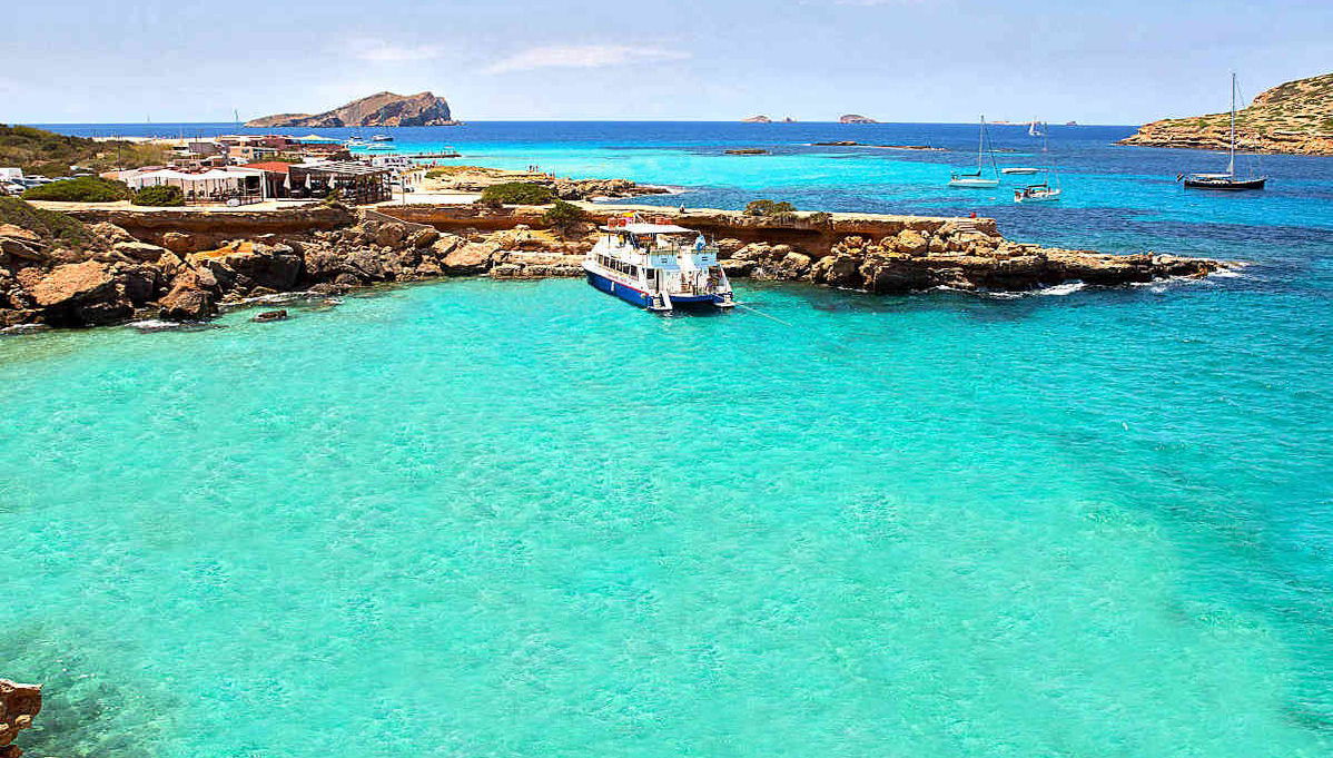 Ibiza Beaches Boat Trip - Foto 1