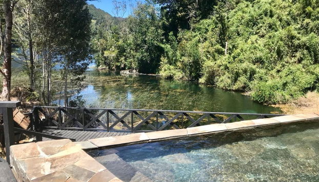 Cochamó & Termas del Sol Day Trip - Foto 2