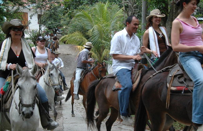 Passeggiata a cavallo a Tobia - Foto 8