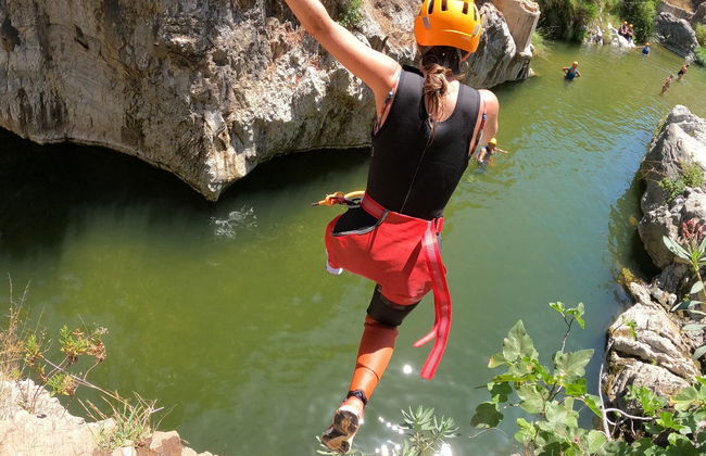 Guadalmina River Canyoning Tour - Photo 4