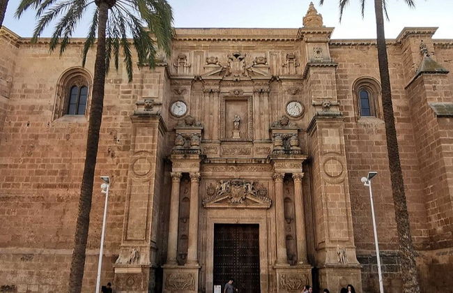 Visita guidata della cattedrale di Almeria - Foto 8