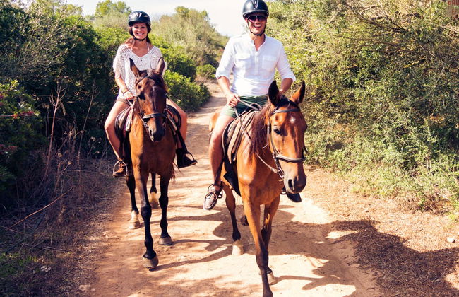 San Lorenzo Natural Reserve Horseback Riding - Foto 4