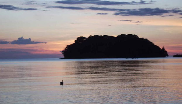 Day Trip to Fort San Jeronimo & a Private Island - Foto 4