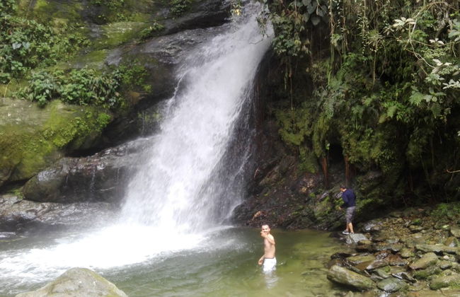 Senderismo por la cascada del Secreto - Foto 7