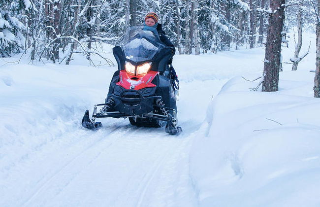 Paseo en moto y raquetas de nieve + Pesca en el hielo - Foto 2