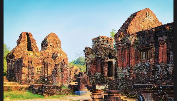 My Son Temples Trip - Photo 2