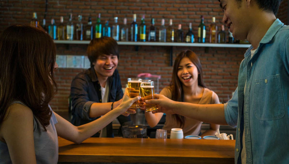 Busan Bar Crawl - Photo 1