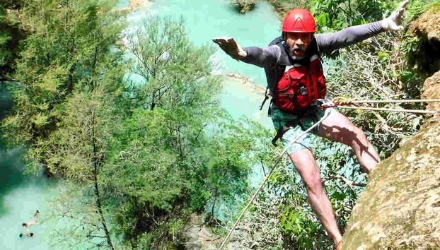 Rappel and Waterfall Jumping in the Huasteca Cascades - Foto 2