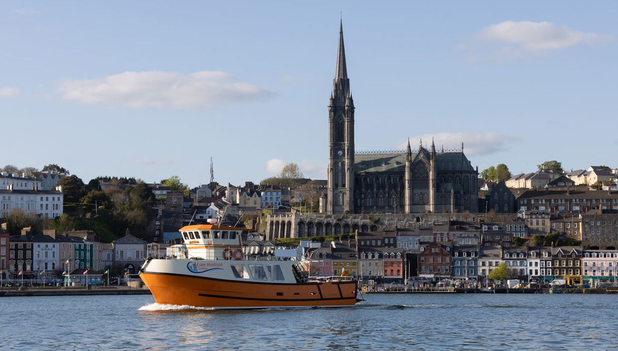Passeio de barco por Cork - Foto 1