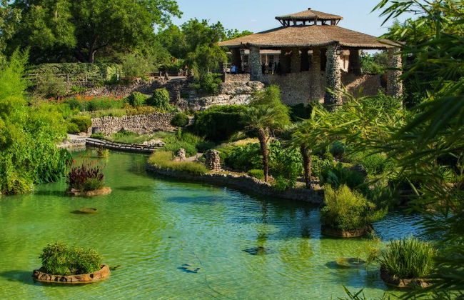 Trolleybus touristique dans San Antonio - Photo 5