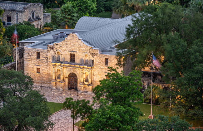 Trolleybus touristique dans San Antonio - Photo 2
