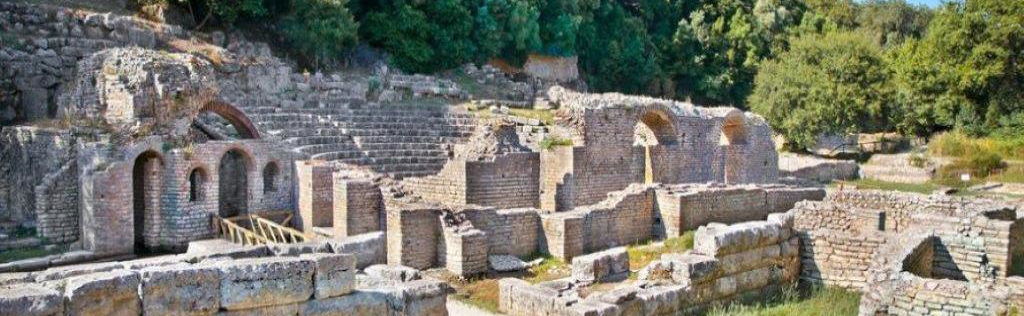Esplora Butrint, Saranda e Gjirokastër - Escursione di un'intera giornata - Foto 1