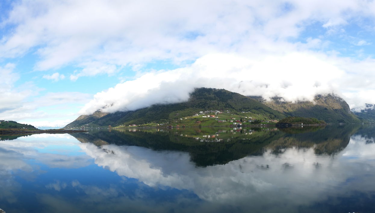 Paseo en barco por Fimreite