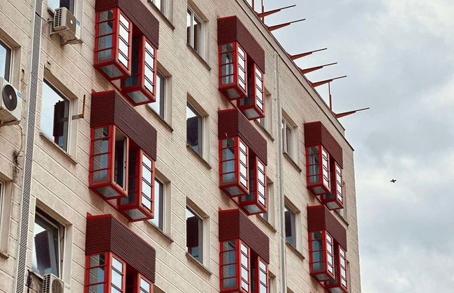 Visite sur le thème de l'architecture brutaliste en trottinette électrique - Photo 3