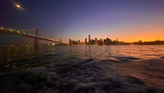 San Francisco Bay Sunset Cruise - Photo 5