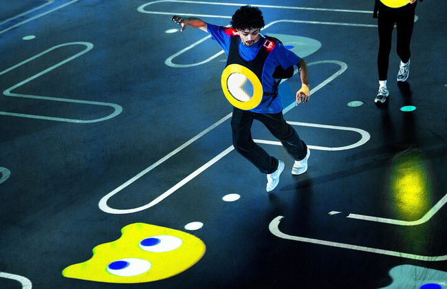 Experience to Play PAC MAN in Real Life - Photo 3