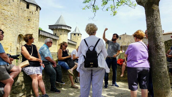 Small group tour of the Cité de Carcassonne - Foto 1