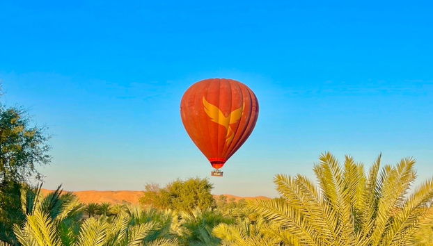 Sobrevolando el desierto de Ras al Khaimah