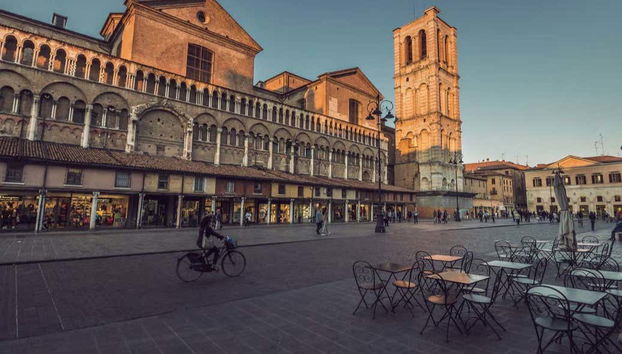Ferrara Private Tour - Photo 4